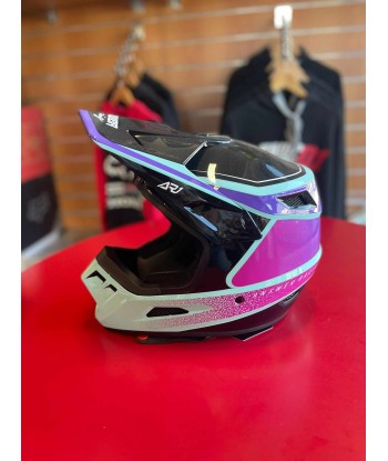 Casque Anwer racing AR1 purple / hot pink Par le système avancé 